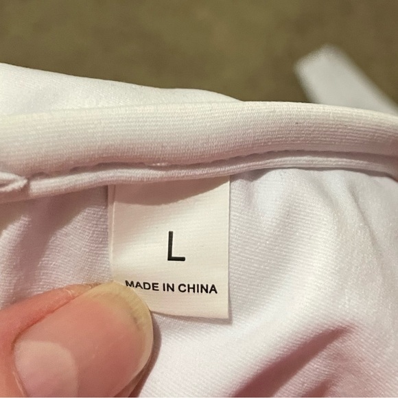 White underwire high cut bikini size large - Picture 6 of 6